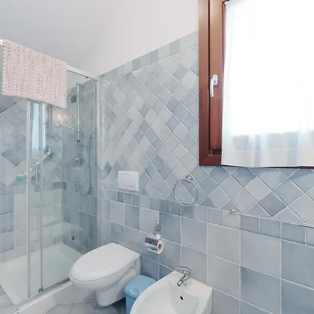 Mango דירה אולביה