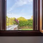 Mango Lägenhet